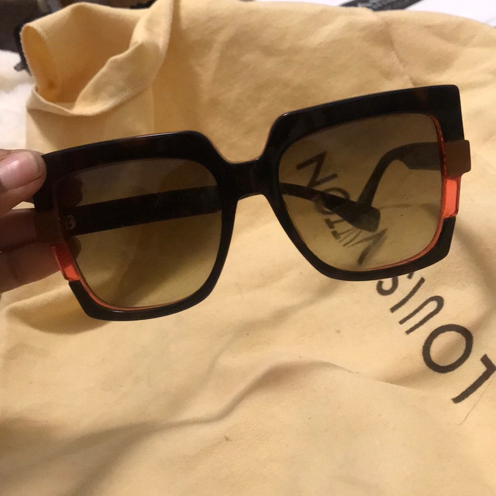 Fendi shades